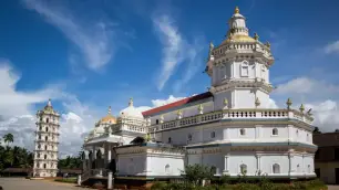 Shree Mangeshi Temple